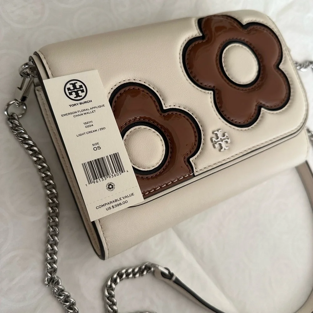 New Tory Burch EMERSON FLORAL APPLIQUE CHAIN WALLET LIGHT CREAM